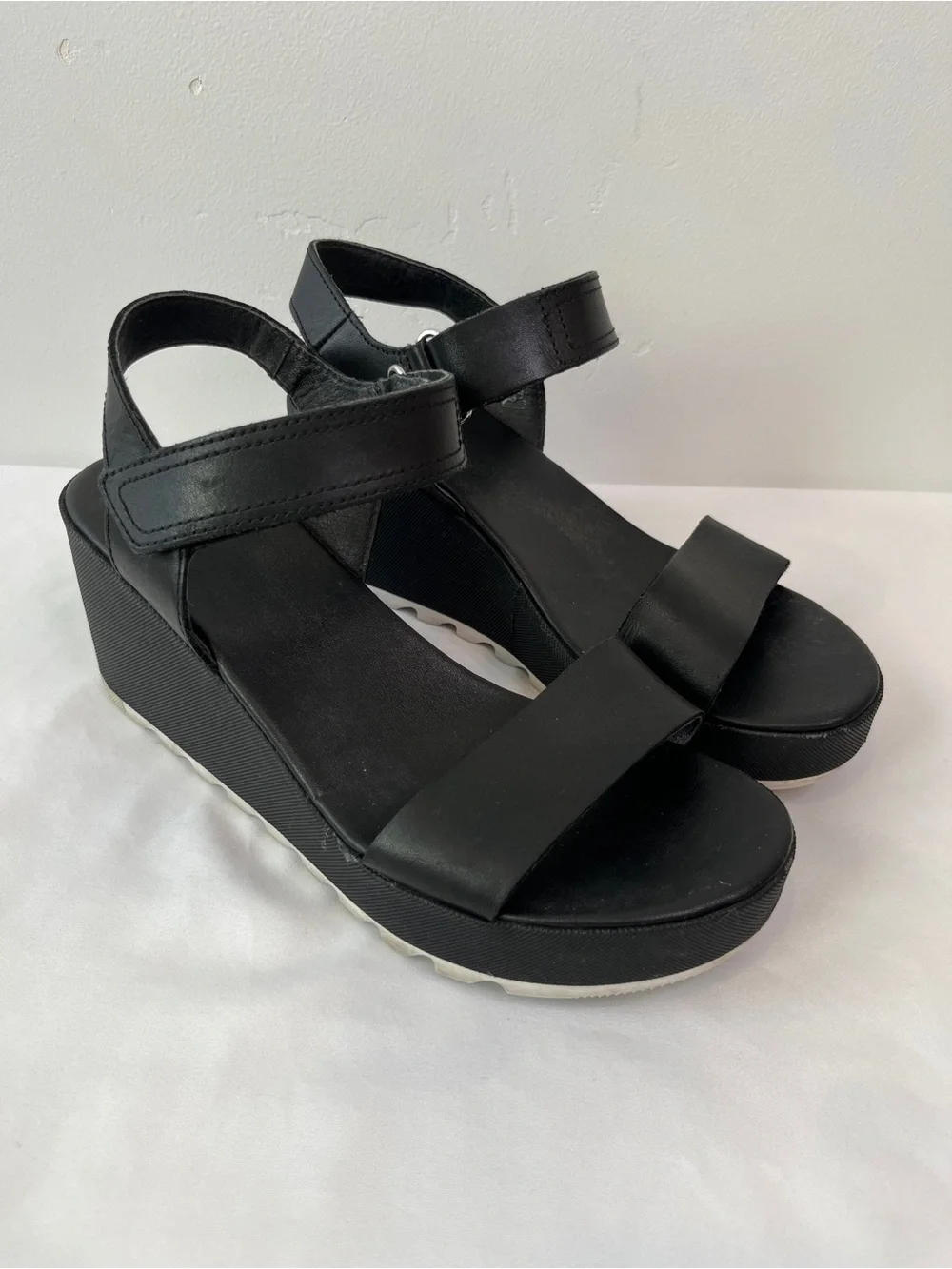 Sorel Cameron Leather Platform Wedge Sandals Black Ankle Strap Womens Size 8